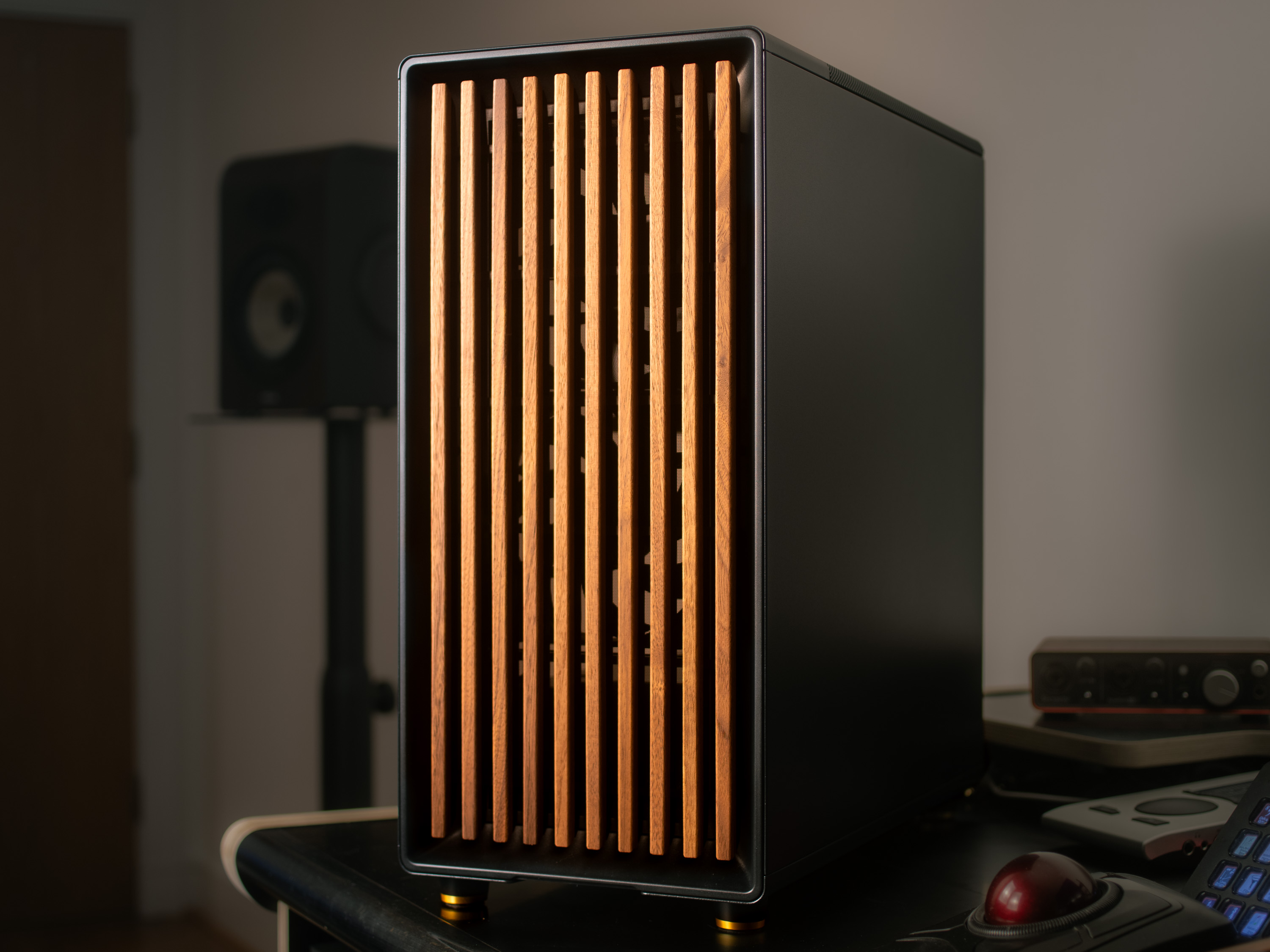 OPUS 101 Virtuoso Series audio workstation - compact tower PC optimised for music production